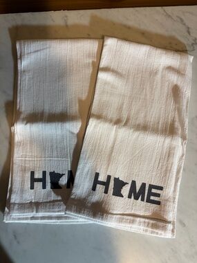 HOME Minnesota Kitchen Towels - White with Grey Print